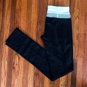 Lululemon Straight leg leggings